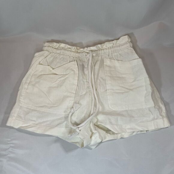 Universal threads shorts - Picture 1 of 3